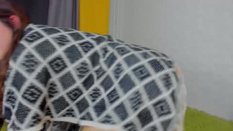 Snapshot of anna_in_wonderworld chatting on December 2024 08:18:01 PM Annanext stream 3th of Dec online show from December 2024 08:18:01 PM