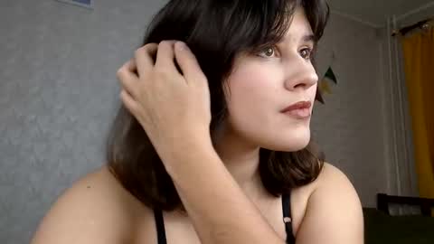 Snapshot of anna_in_wonderworld chatting on January 2025 07:24:01 PM Annanext stream 3th of Dec online show from January 2025 07:24:01 PM