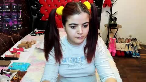 Ana   online show from February 2025 08:52:02 AM