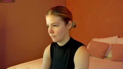 Anna online show from December 2024 01:03:01 AM