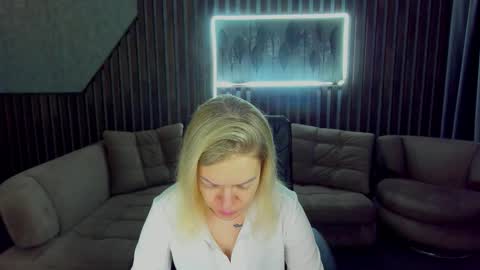 anna_snow9 online show from October 2025 05:50:02 AM