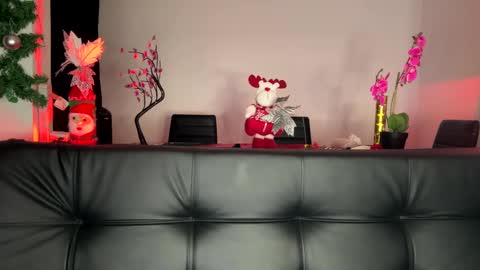 annaa__ online show from December 2024 12:59:01 AM