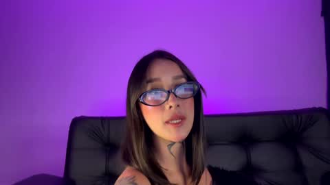 annaa__ online show from February 2025 01:52:02 AM
