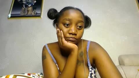 Snapshot of annabel038 chatting on February 2025 01:11:02 AM Annabel online show from February 2025 01:11:02 AM