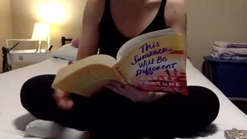 annabellemonroe69 online show from December 2025 01:16:02 PM