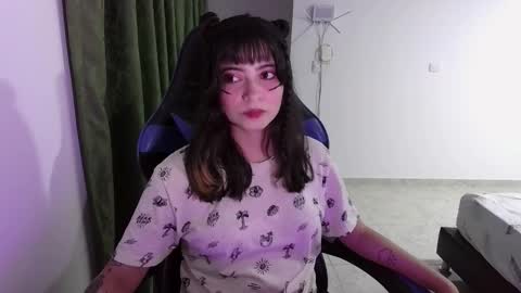 Anna online show from October 2025 01:16:01 AM