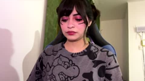 Anna online show from November 2025 04:53:01 PM