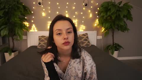 Snapshot of annaelys chatting on January 2025 04:44:01 AM Anna online show from January 2025 04:44:01 AM