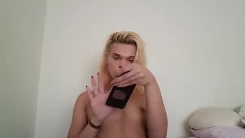 AnnaMarrie online show from October 2025 08:09:02 PM