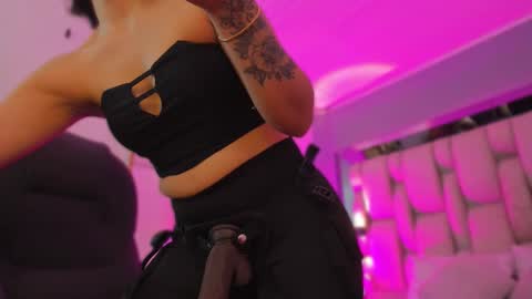 Annara Lein online show from October 2025 12:00:01 AM