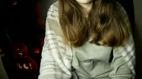 Bella online show from October 2025 07:06:02 AM