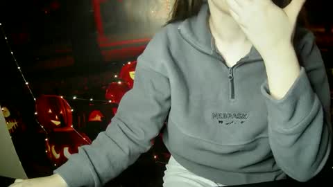 Bella online show from October 2025 07:51:01 AM