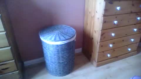 Snapshot of annecharlie chatting on November 2025 01:55:01 PM annecharlie online show from November 2025 01:55:01 PM