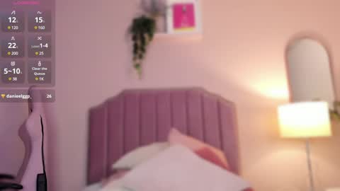 Snapshot of anneee_ chatting on January 2025 08:34:02 PM Anne online show from January 2025 08:34:02 PM