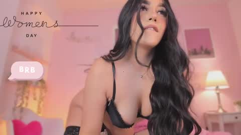 Snapshot of anneee_ chatting on March 2025 03:35:01 PM Anne online show from March 2025 03:35:01 PM