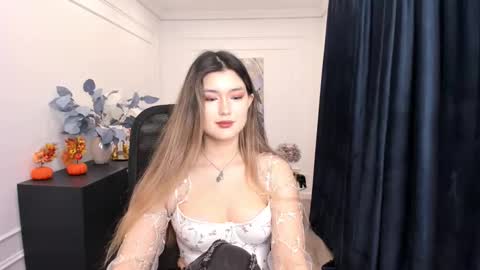 annetli online show from October 2025 03:40:02 AM