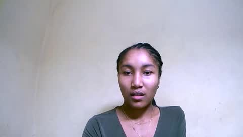 anni253864 online show from September 2025 02:27:01 PM