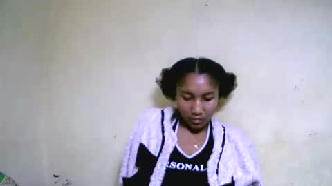 anni253864 online show from September 2025 10:35:02 PM