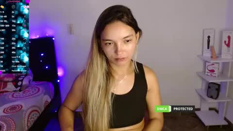 annie cherry independent model online show from March 2025 06:27:01 AM