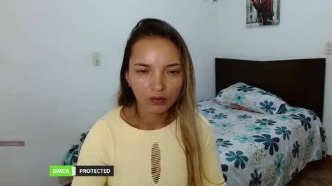 annie cherry independent model online show from September 2025 05:07:01 AM