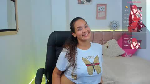 Anna online show from February 2025 07:21:01 PM