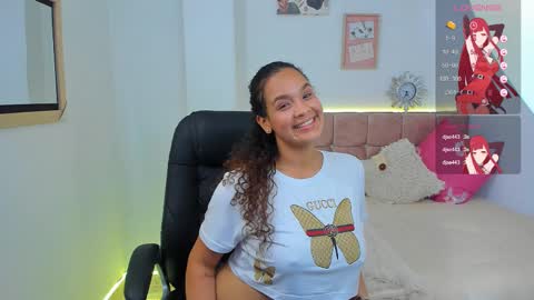 Anna online show from February 2025 08:33:02 PM