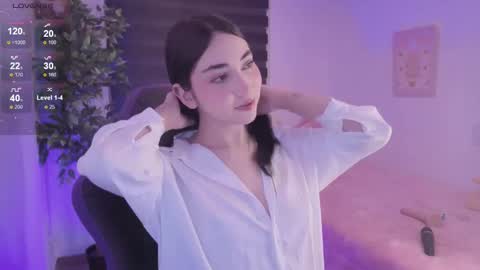 Cassandra online show from September 2025 05:56:01 AM