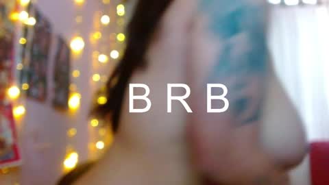 Snapshot of anniehh_ chatting on October 2025 10:02:01 AM Annie Independent model Hello all offline tokens are appreciated thank you for your support.33 online show from October 2025 10:02:01 AM