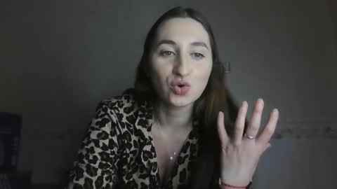 AnnieMarilyn online show from November 2025 09:58:01 PM