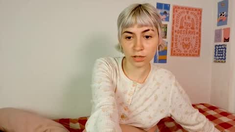 Snapshot of annietinky chatting on November 2025 04:11:02 AM annietinky online show from November 2025 04:11:02 AM