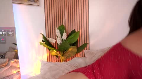 ANNIE online show from October 2025 05:47:02 PM