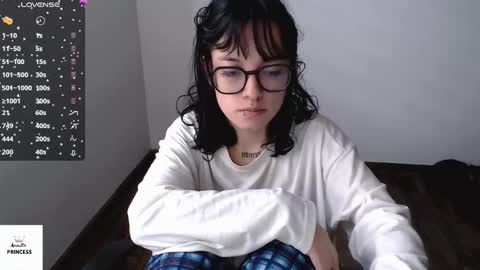 Gaby 3 online show from September 2025 03:01:01 PM