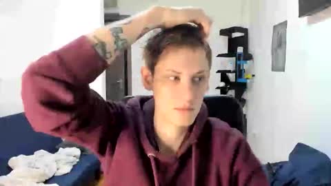 Snapshot of annonimsick chatting on October 2025 05:41:02 PM online show from October 2025 05:41:02 PM