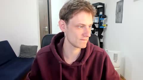 Snapshot of annonimsick chatting on October 2025 01:18:01 PM online show from October 2025 01:18:01 PM