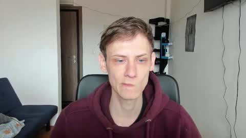 Snapshot of annonimsick chatting on October 2025 12:14:02 PM online show from October 2025 12:14:02 PM