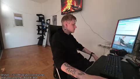 Snapshot of annonimsick chatting on October 2025 08:16:02 AM online show from October 2025 08:16:02 AM