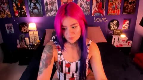 Snapshot of anny_cross chatting on October 2025 02:44:01 AM Paty online show from October 2025 02:44:01 AM