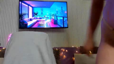 anny_love_you online show from November 2025 07:04:02 PM