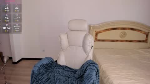 Anna online show from October 2025 06:59:01 AM