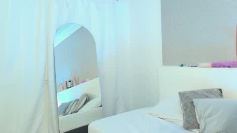 Snapshot of anny_mendez1 chatting on October 2025 06:12:01 AM Anny online show from October 2025 06:12:01 AM