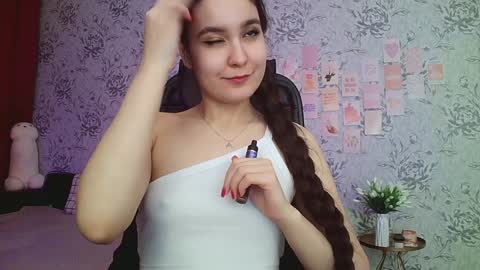 Annie online show from January 2025 04:50:01 AM