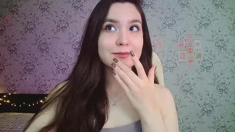 Annie online show from October 2025 05:22:02 PM