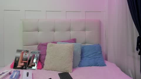 anny_stan online show from January 2025 06:44:01 PM