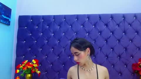 Anny online show from February 2025 07:02:01 PM