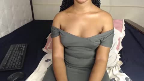 Anny online show from December 2024 04:00:02 PM