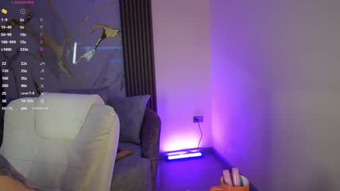 Ana online show from November 2025 11:34:01 AM