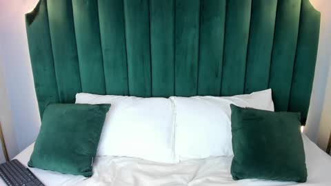 Anny Colson online show from October 2025 05:37:02 AM