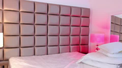 Snapshot of annyhizzle chatting on January 2025 04:15:01 AM online show from January 2025 04:15:01 AM