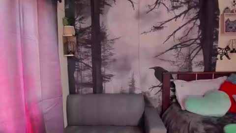 Annyluna online show from December 2025 09:10:02 PM