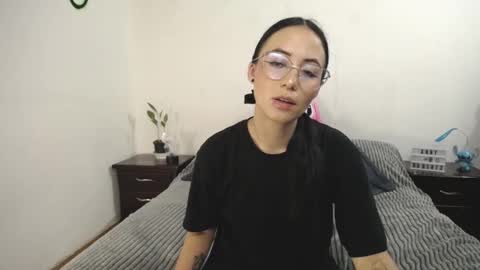 Snapshot of annyroberts_89 chatting on February 2025 01:22:01 AM Anny online show from February 2025 01:22:01 AM